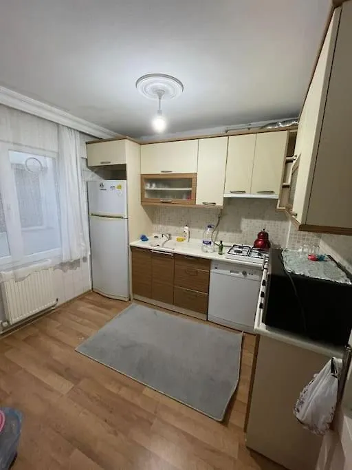 Cift Klimali, 110M2, 3+1, Metro 5Dk, 1000Mbps Inte Apartment Izmir