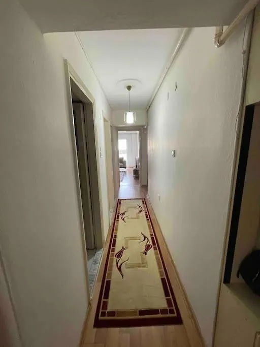 Cift Klimali, 110M2, 3+1, Metro 5Dk, 1000Mbps Inte Apartment Izmir