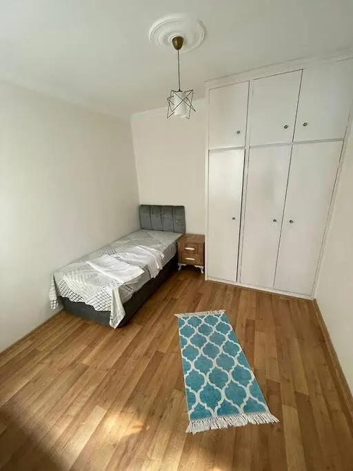 Cift Klimali, 110M2, 3+1, Metro 5Dk, 1000Mbps Inte Apartment Izmir Turkey