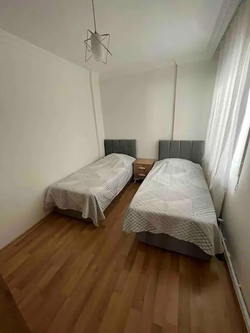 Cift Klimali, 110M2, 3+1, Metro 5Dk, 1000Mbps Inte Apartment Izmir Turkey