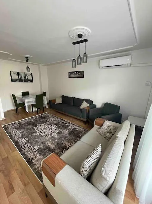 Cift Klimali, 110M2, 3+1, Metro 5Dk, 1000Mbps Inte Apartment Izmir