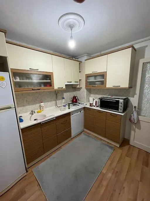 Cift Klimali, 110M2, 3+1, Metro 5Dk, 1000Mbps Inte Apartment Izmir