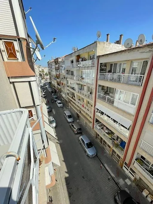 Cift Klimali, 110M2, 3+1, Metro 5Dk, 1000Mbps Inte Apartment Izmir 0*,